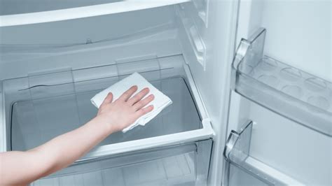 deep freezer leaking water|Deep Freezer Leaking Water Underneath: Common Causes And。